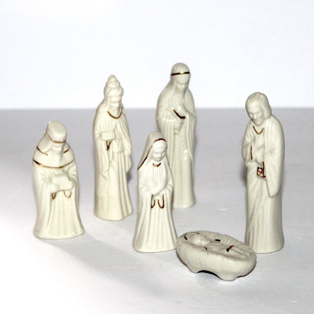 Nativity White Ceramic Holy Family 6 figurines Wisemen Jesus Mary Joseph